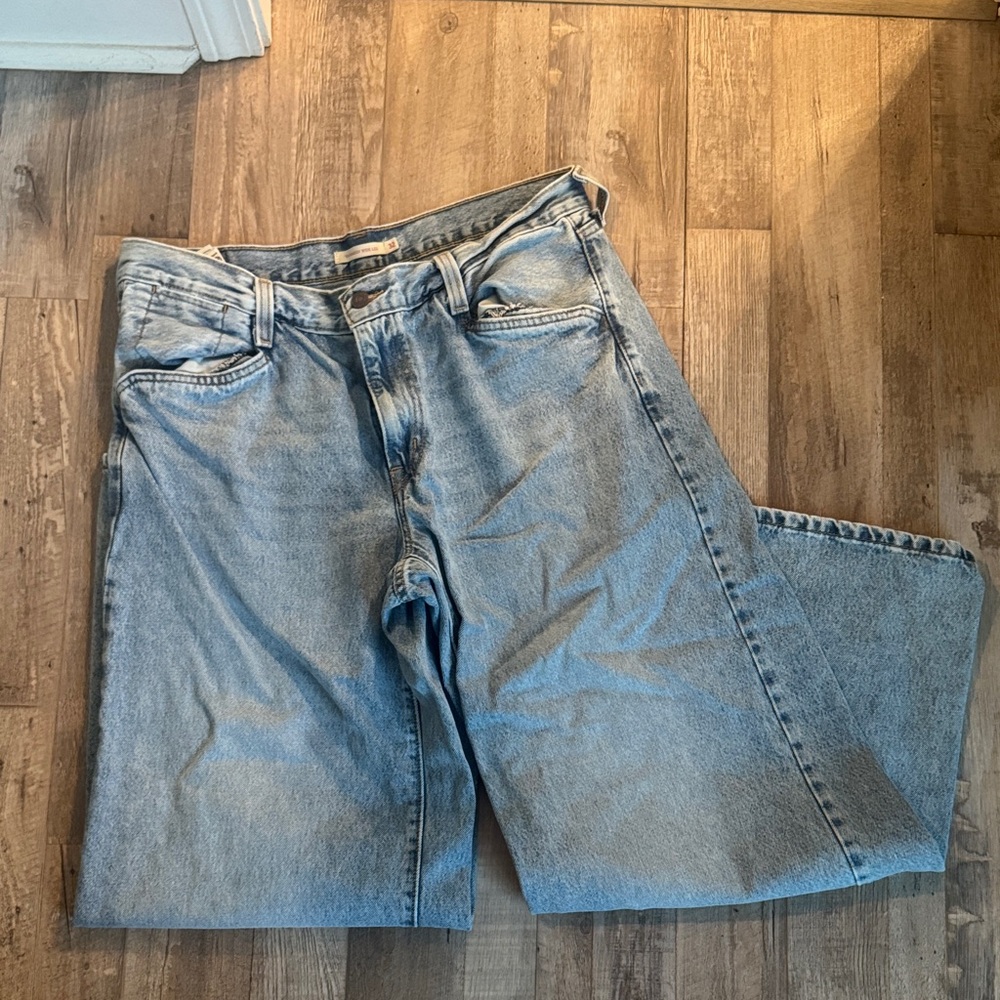 Levi's Women's 94 Baggy Wide Leg Jean